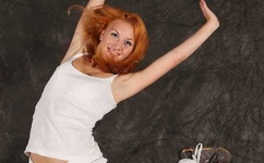 双腿打开揉弄高潮H苏安安秦慕深